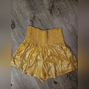 QUEEN OF SPARKLES Gold High Waist Swing Shorts